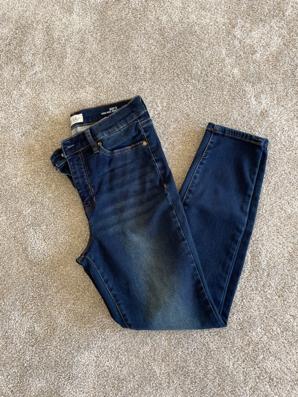 Nicole Miller Women's Skinny Jeans in Dark Blue Wash
